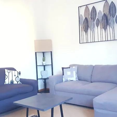Apartamento ᑕᗩsᗩ ᗰᗩᖴᗩᒪᗪᗩ A 2 Passi Dalla Stazione E Dal Centro Storico, Posto Auto Interno