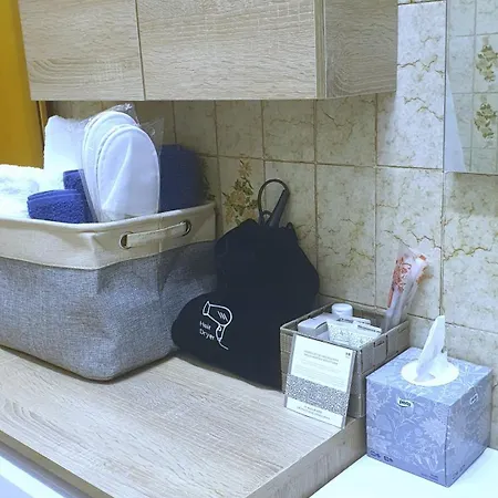 ᑕᗩsᗩ ᗰᗩᖴᗩᒪᗪᗩ A 2 Passi Dalla Stazione E Dal Centro Storico, Posto Auto Interno Ίμολα