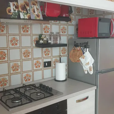 ᑕᗩsᗩ ᗰᗩᖴᗩᒪᗪᗩ A 2 Passi Dalla Stazione E Dal Centro Storico, Posto Auto Interno Ίμολα