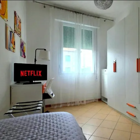 ᑕᗩsᗩ ᗰᗩᖴᗩᒪᗪᗩ A 2 Passi Dalla Stazione E Dal Centro Storico, Posto Auto Interno Lejlighed