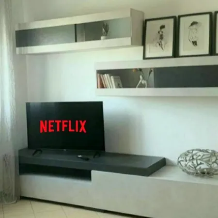 Lejlighed ᑕᗩsᗩ ᗰᗩᖴᗩᒪᗪᗩ A 2 Passi Dalla Stazione E Dal Centro Storico, Posto Auto Interno