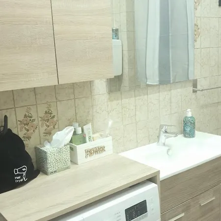 ᑕᗩsᗩ ᗰᗩᖴᗩᒪᗪᗩ A 2 Passi Dalla Stazione E Dal Centro Storico, Posto Auto Interno Apartamento