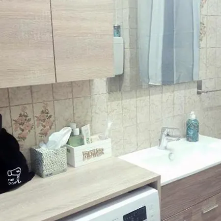 Apartamento ᑕᗩsᗩ ᗰᗩᖴᗩᒪᗪᗩ A 2 Passi Dalla Stazione E Dal Centro Storico, Posto Auto Interno