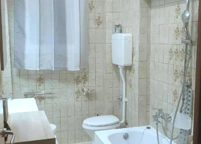 ᑕᗩsᗩ ᗰᗩᖴᗩᒪᗪᗩ A 2 Passi Dalla Stazione E Dal Centro Storico, Posto Auto Interno 아파트 이몰라